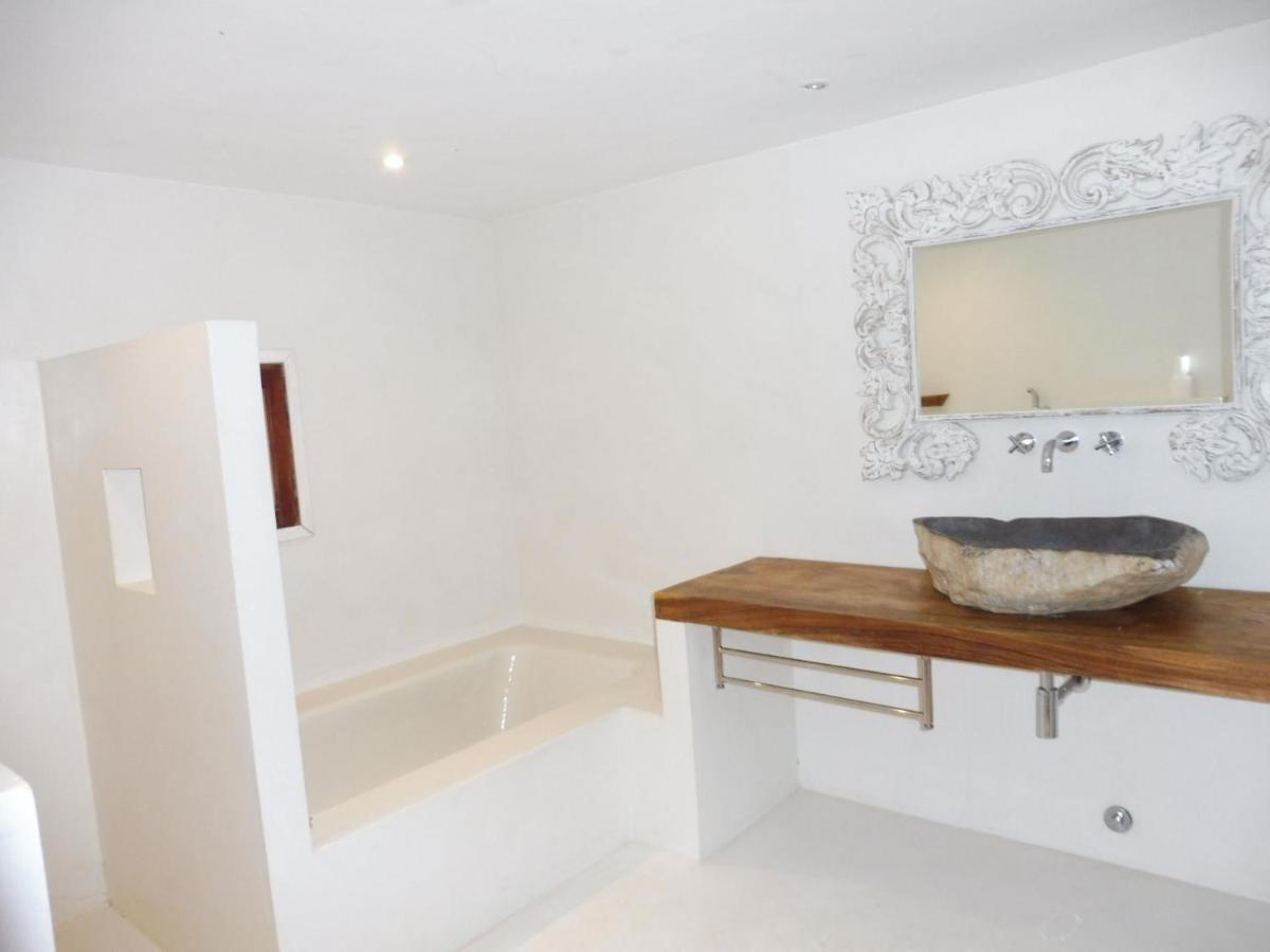 Belvilla By Oyo Casa Loma Cala Tarida (Ibiza)