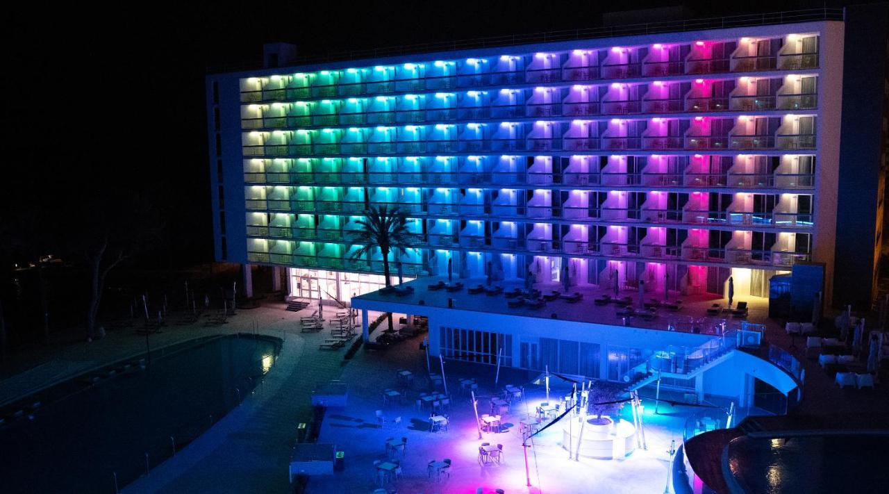 The Ibiza Twiins - 4* Sup Hotel