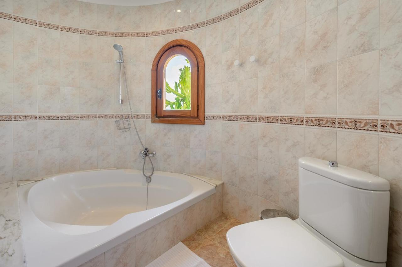Palau Villa Sant Joan De Labritja