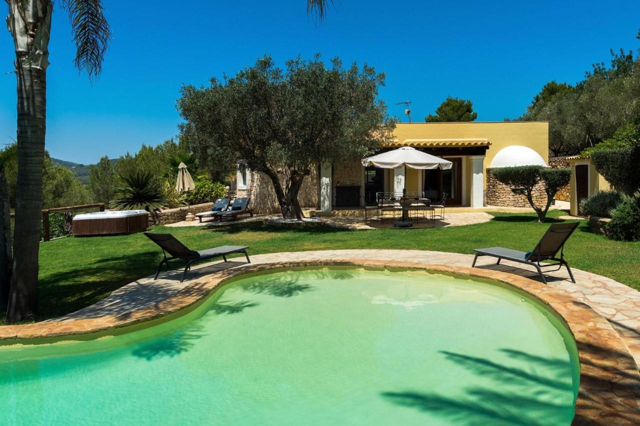 Beni Holiday home Santa Eularia des Riu