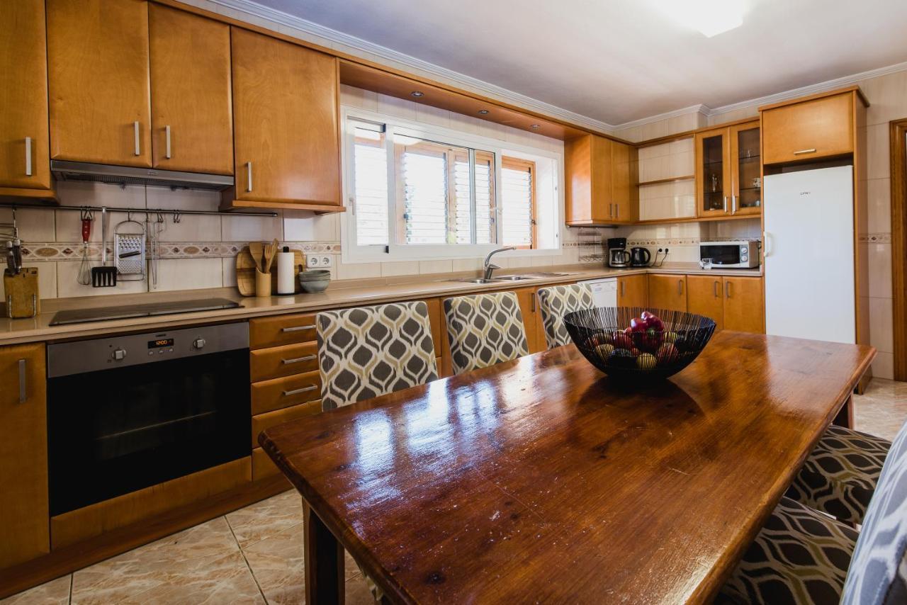 Friends & Family Friendly 5 Bedroom In Jesus Pousada *
