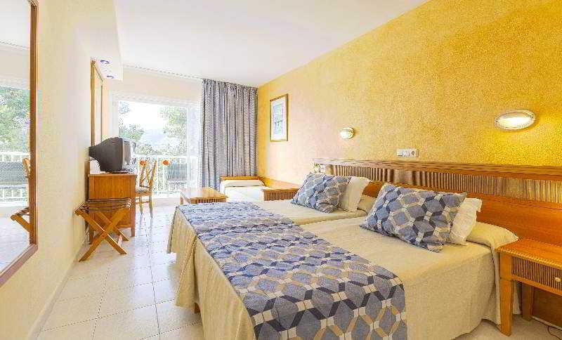 Sirenis Club Siesta 4*