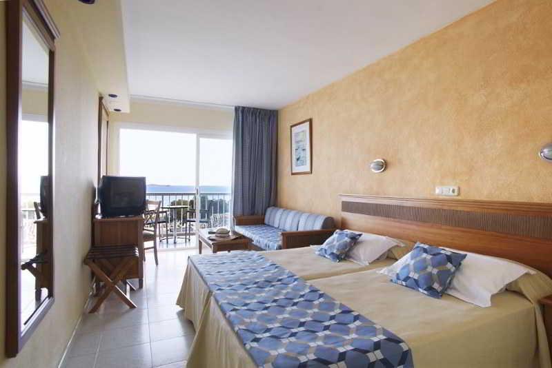 Sirenis Club Siesta Hotel