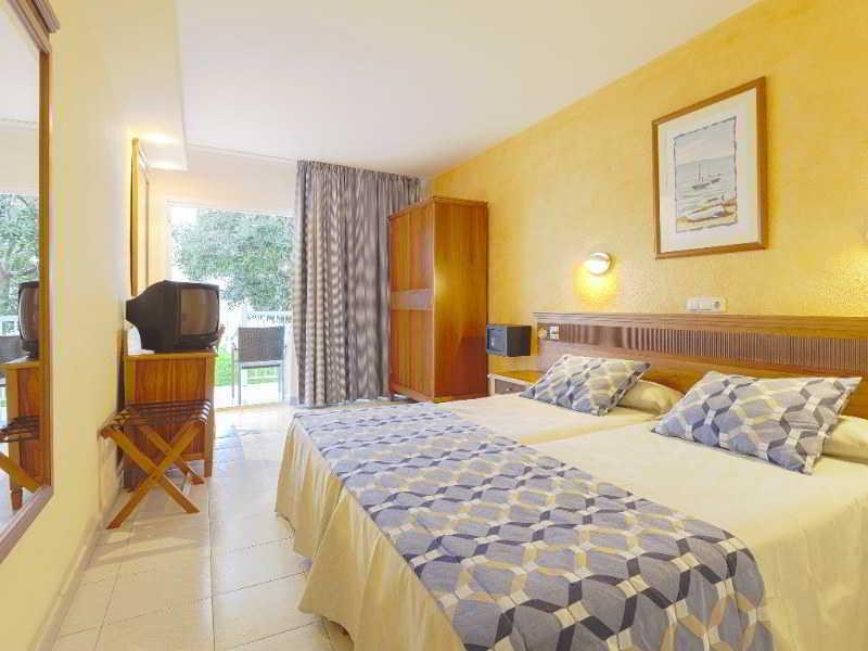 Sirenis Club Siesta Hotel