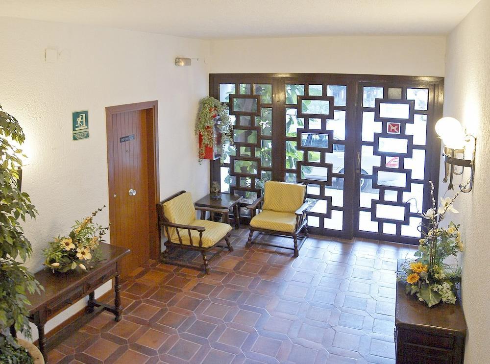 Bon Lloc Apartment
