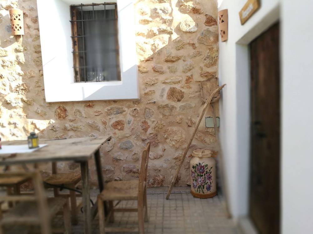 Rural Prats Sant Carles de Peralta