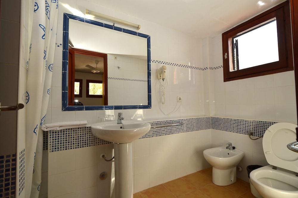 Club Cala Azul 3*