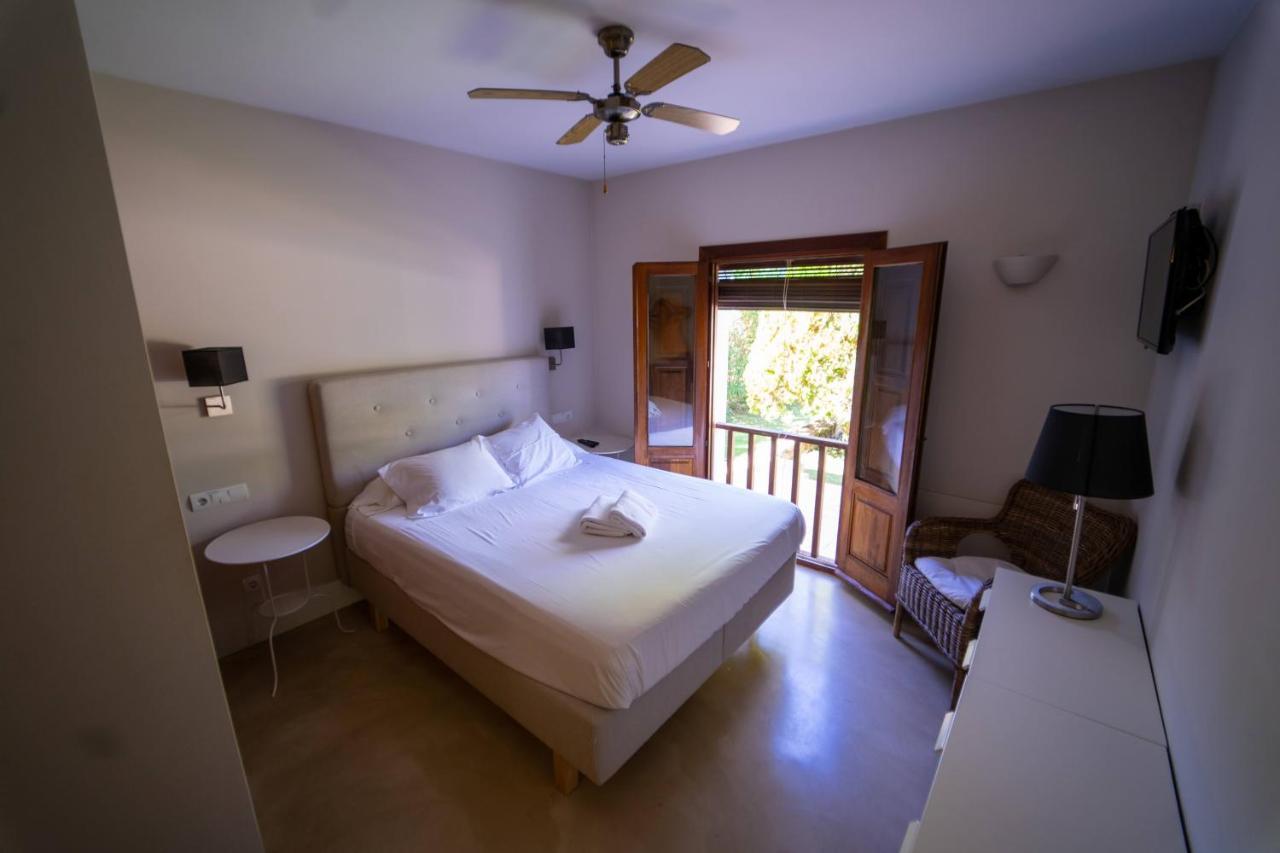 Villa Tegui Is A Luxury Close To San Rafael And 10 Min Drive To Ibiza Town And San Antonio *