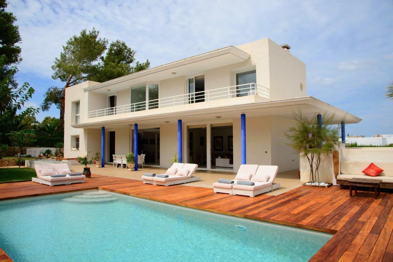 Sala Villa