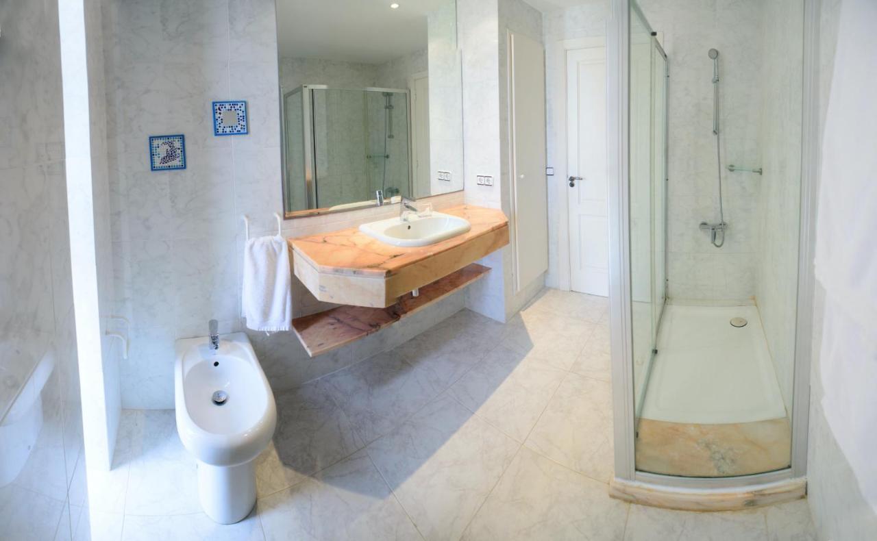 Sala Villa
