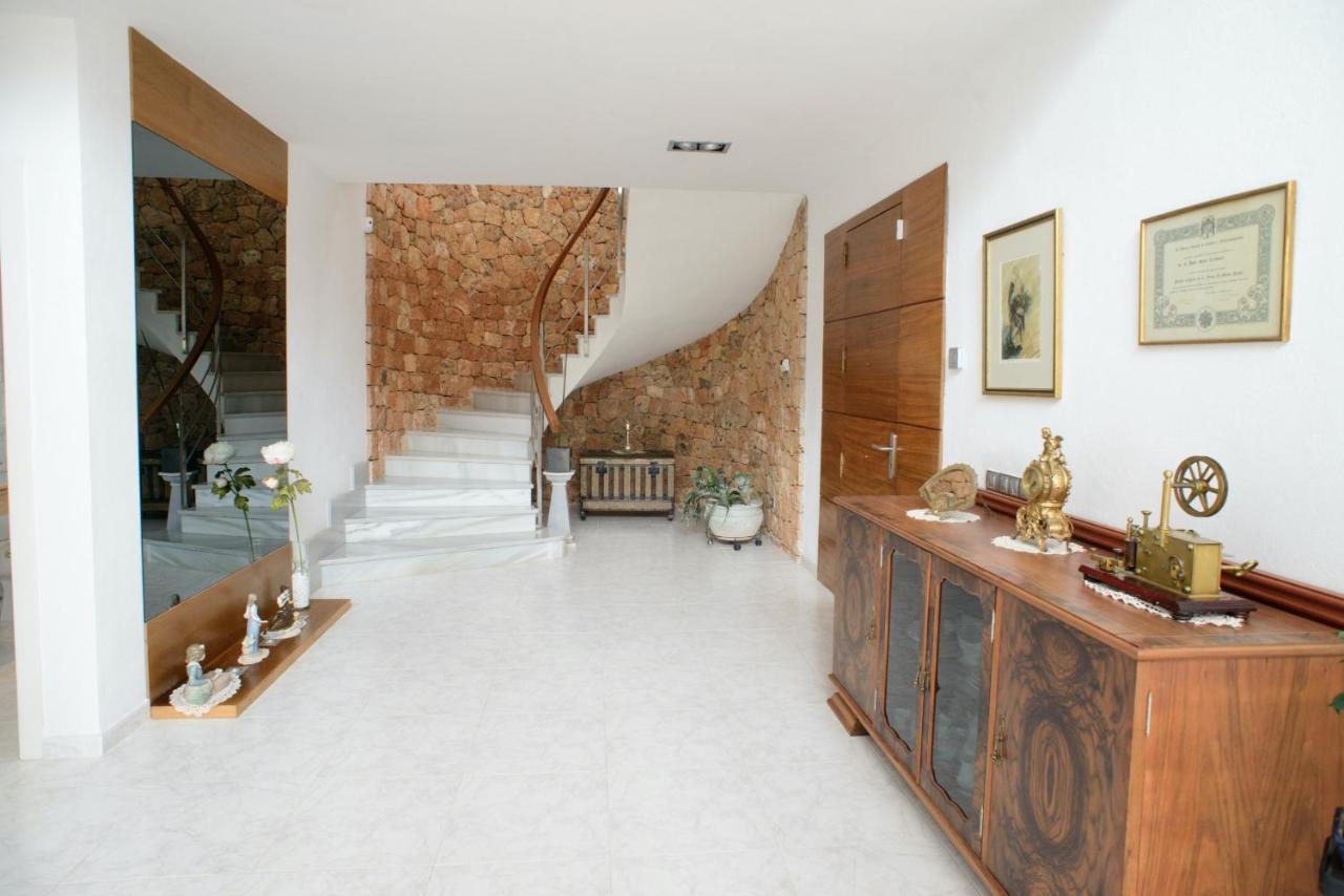 Sala San Antonio (Ibiza)