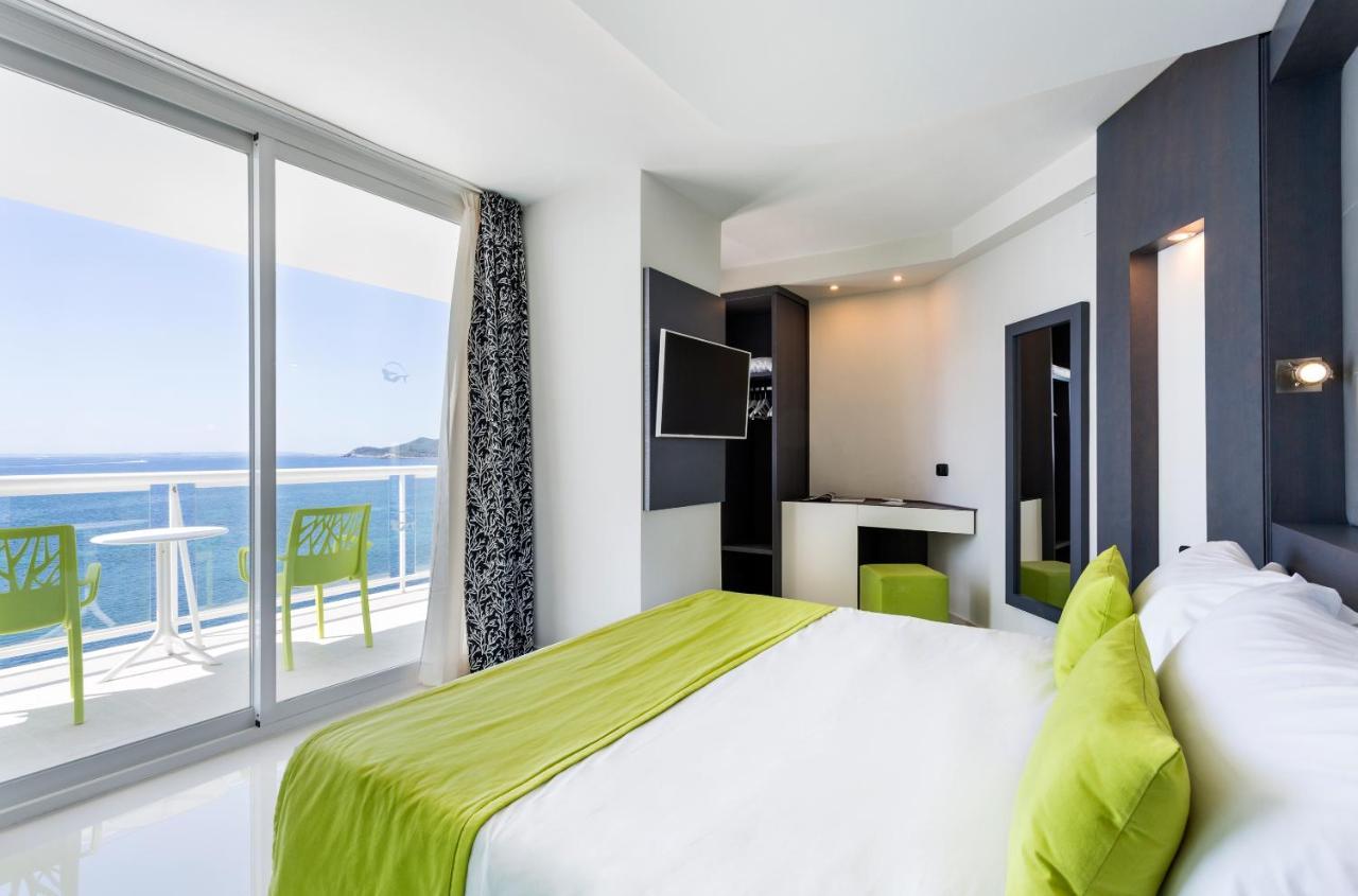 The Ibiza Twiins - 4* Sup 4* Playa d'en Bossa