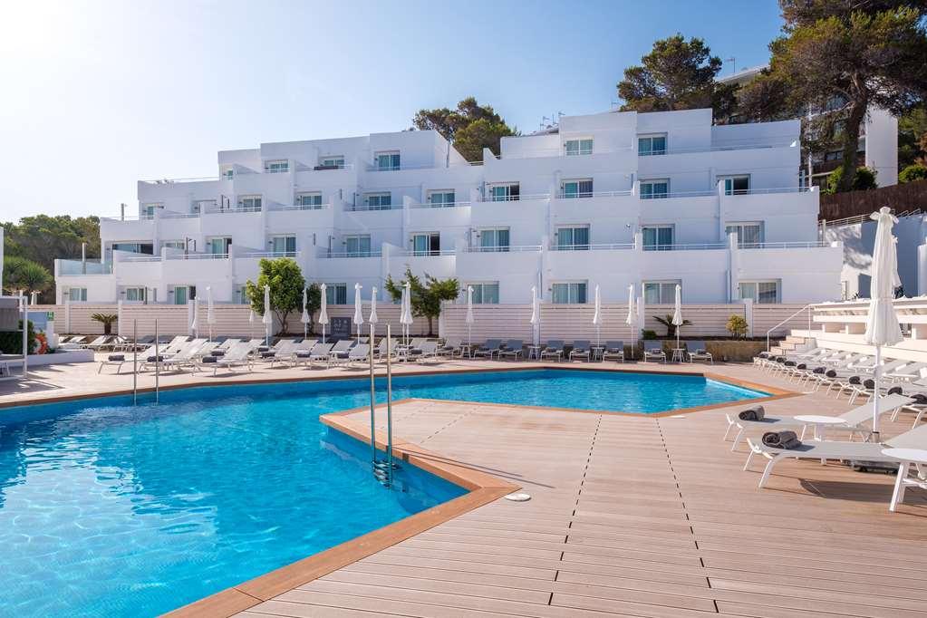 Barcel - Adults ... Hotel *