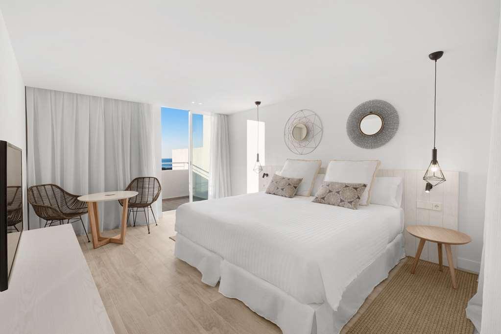 Hotel Barcel - Adults ... Portinatx