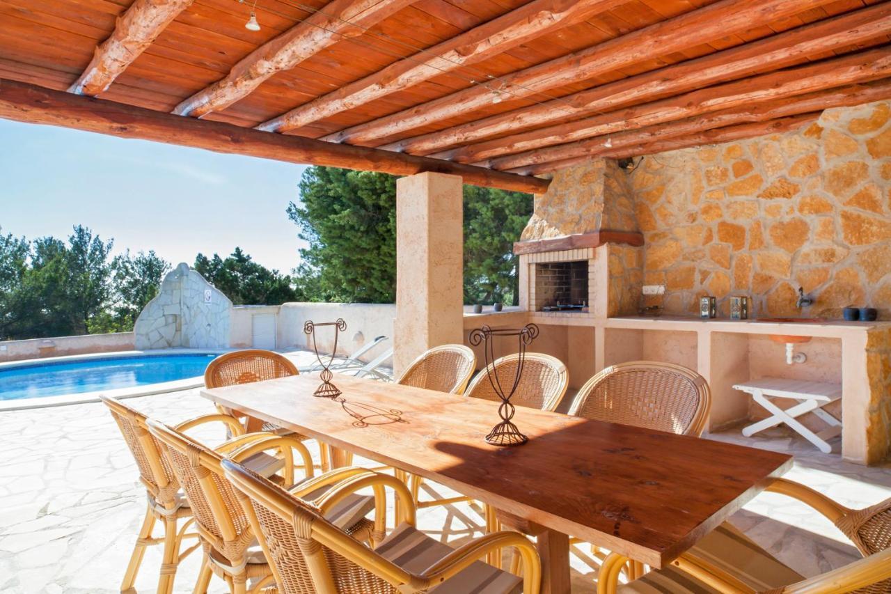 169 Holiday home *
