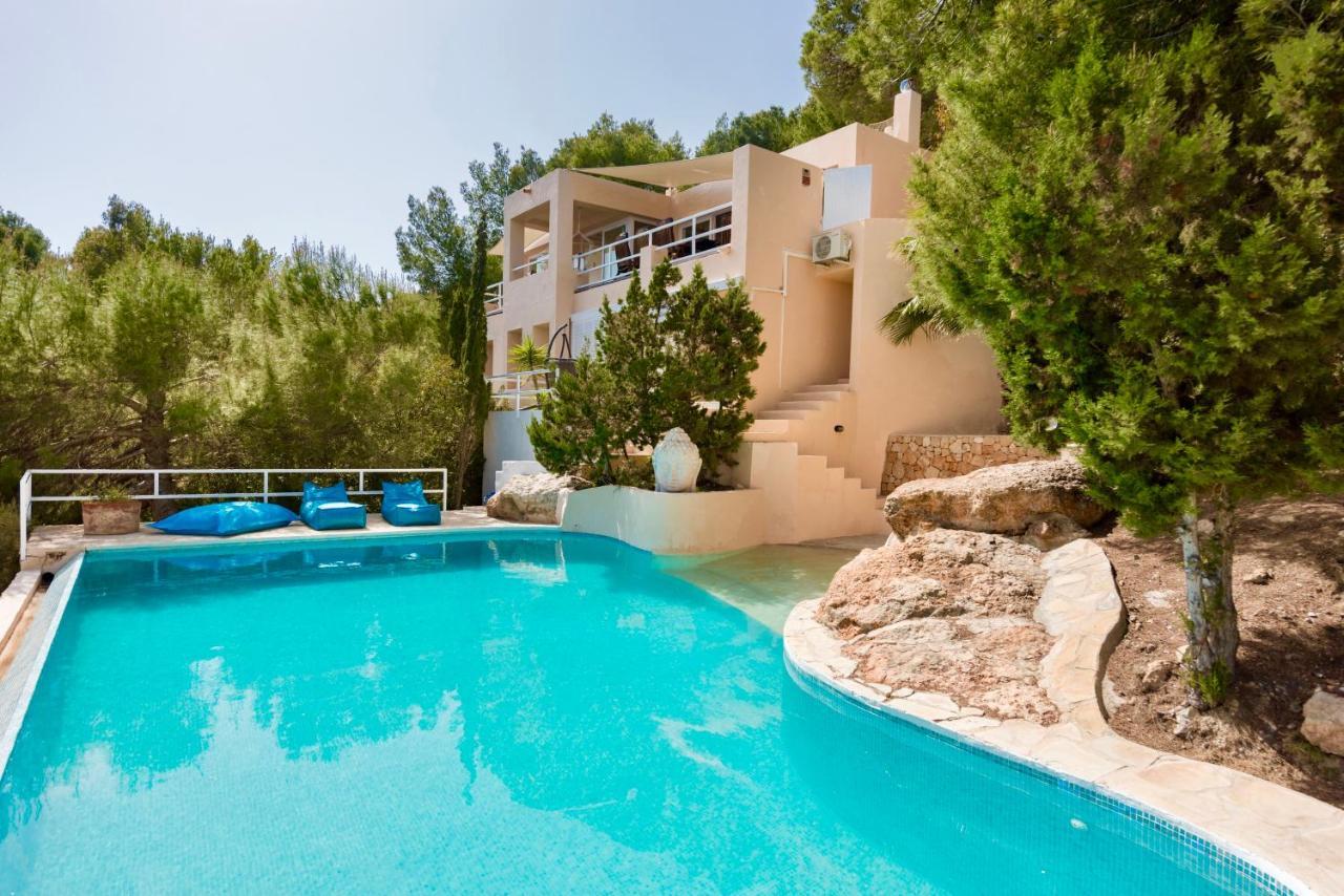 Perla, Luxury In With A Beautiful Sea View All The Way Up To Formentera Ferienhaus Es Cubells