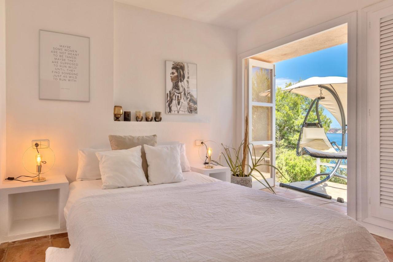 Perla, Luxury In With A Beautiful Sea View All The Way Up To Formentera Es Cubells