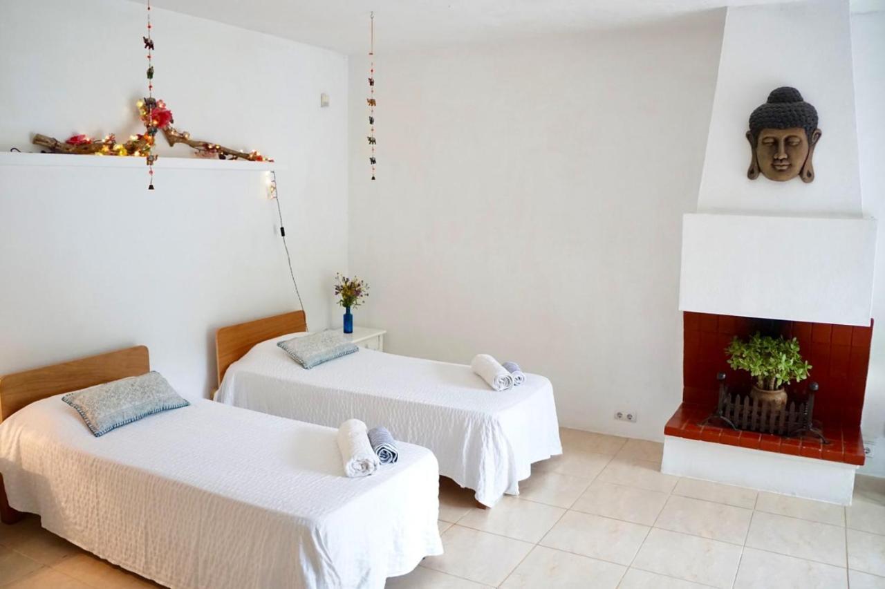 Ibiza Yoga - Roca 5 *