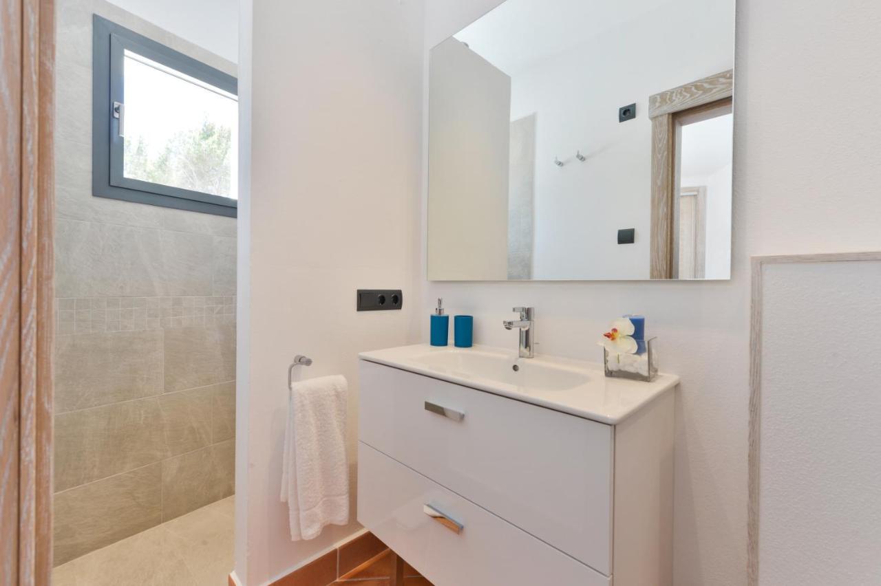 New With Pool 19 Mins From Ibiza Town Cana Clara Villa Santa Eulària des Riu