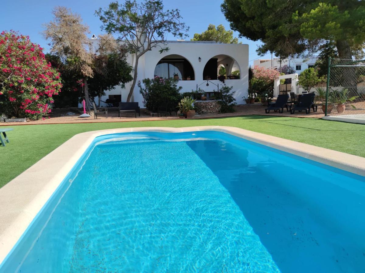And Tennis Villa *