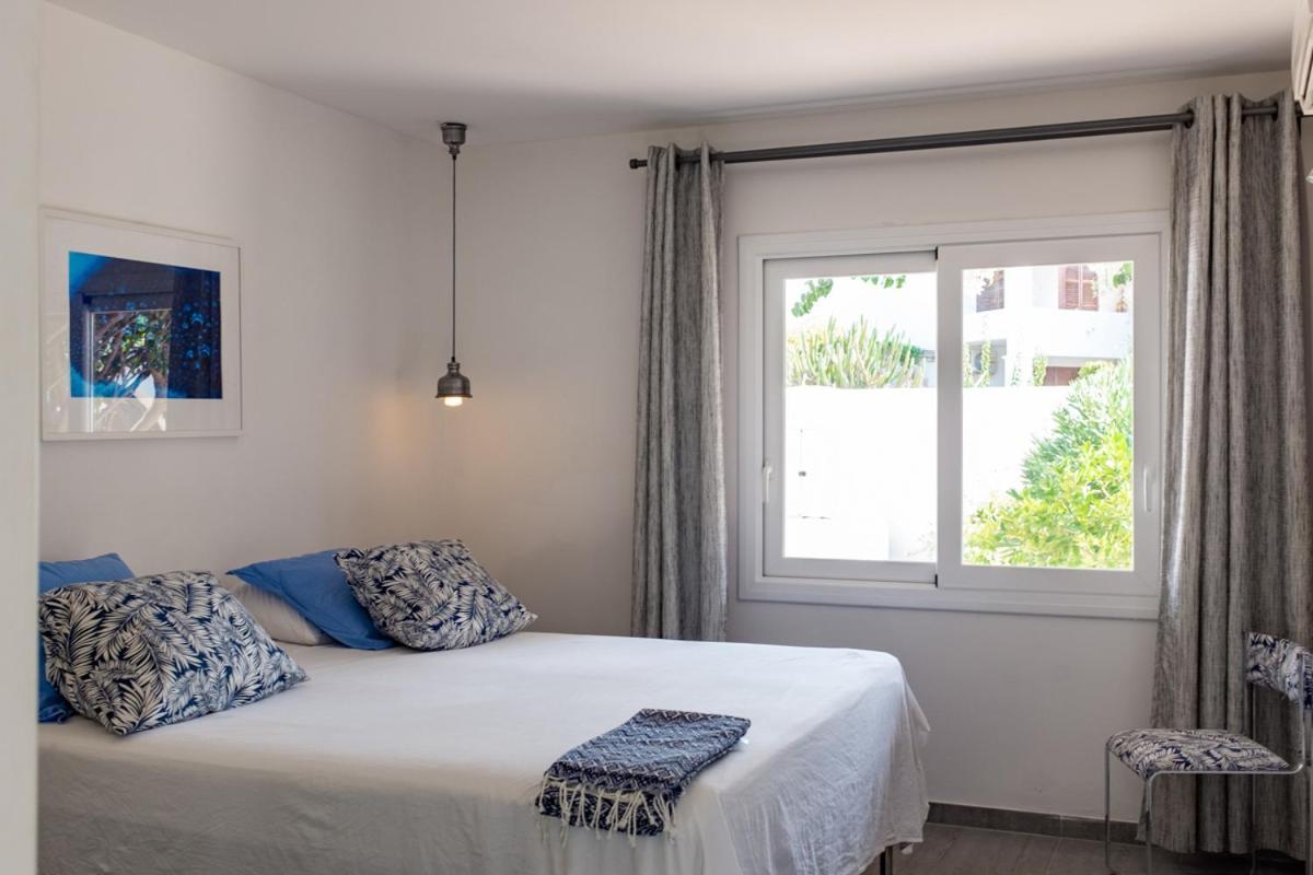 Fuentes Villa Cala Vadella (Ibiza)