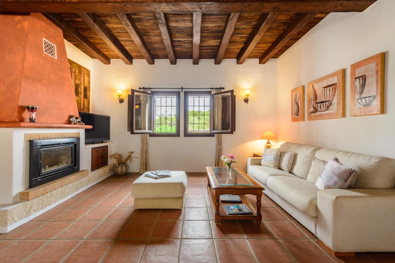 Curreu Villa Sant Carles de Peralta