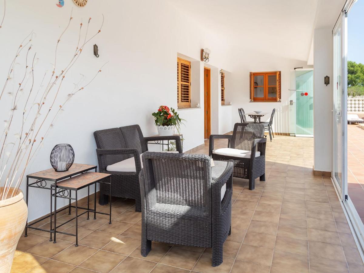 Ideally Located With Pool A Short Drive From Ibiza Town And The Beach *