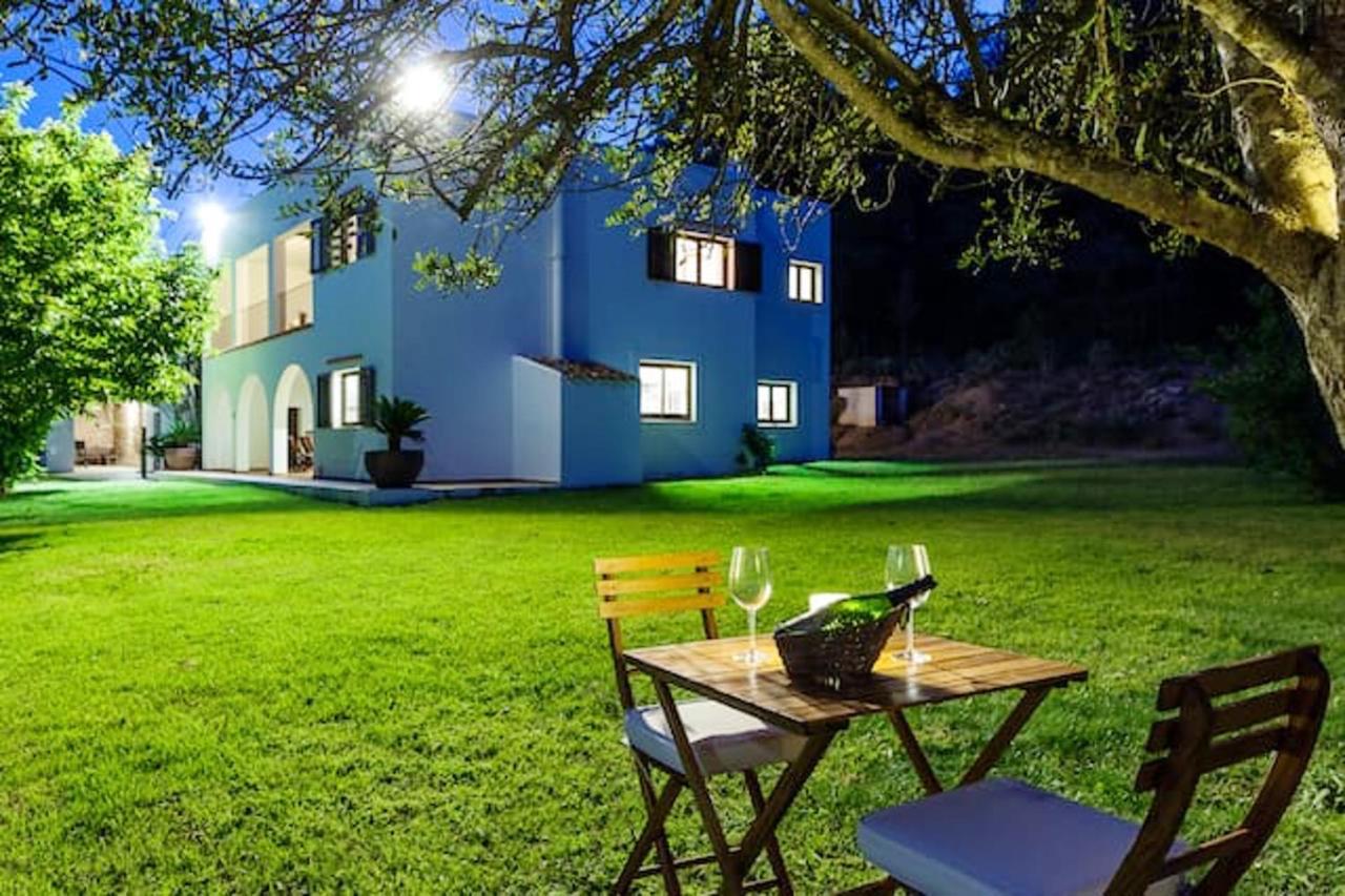 4 Bedrooms Villa With Private Pool Furnished Terrace And Wifi At Islas Baleares 5 Km Away From The Beach Villa