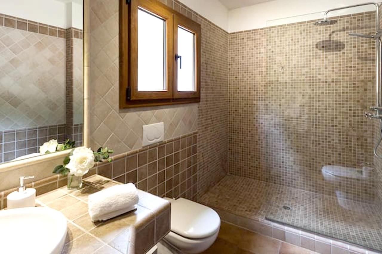 4 Bedrooms Villa With Private Pool Furnished Terrace And Wifi At Islas Baleares 5 Km Away From The Beach *