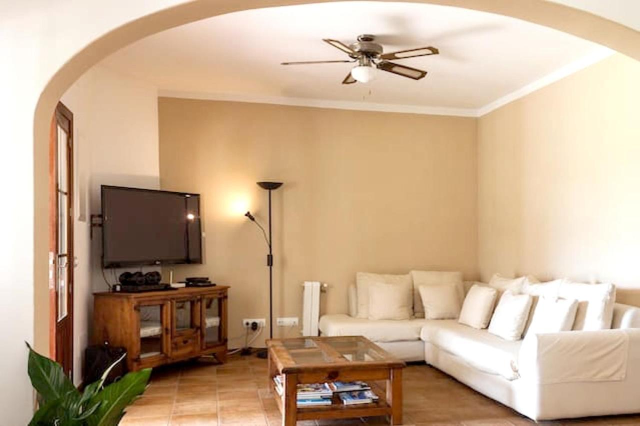 4 Bedrooms Villa With Private Pool Furnished Terrace And Wifi At Islas Baleares 5 Km Away From The Beach