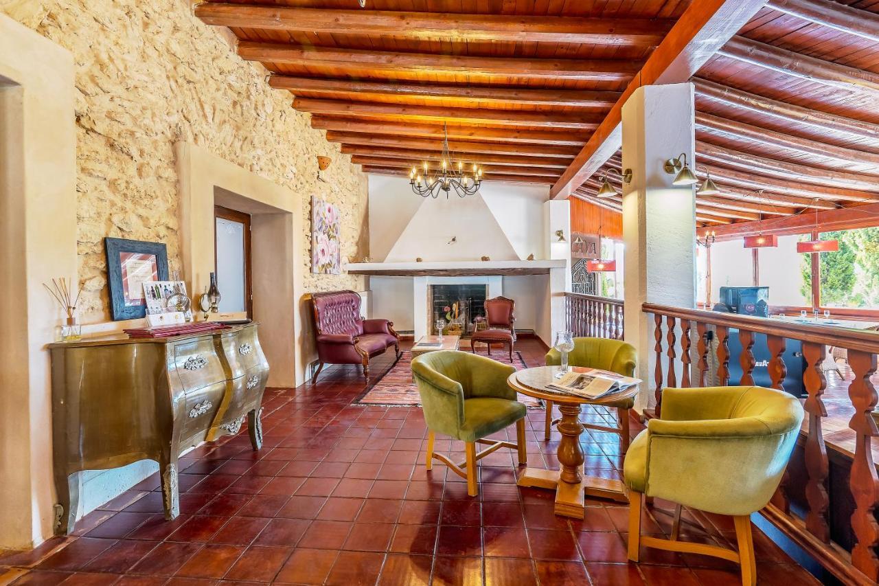 Hotel Pere Lifestyle & 4*