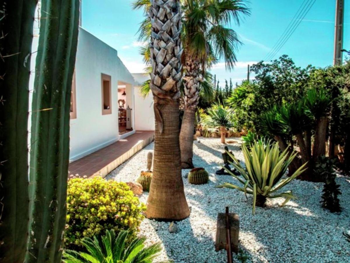 Villa Ideally Located With Pool A Short Drive From Ibiza Town And The Beach San José