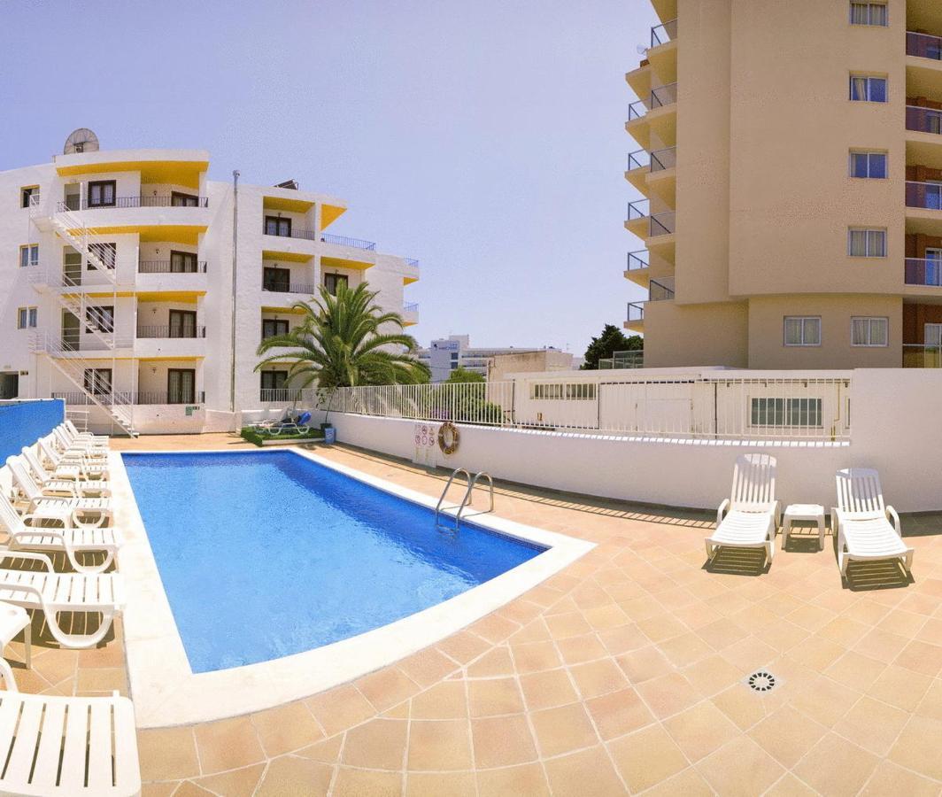 La Perla Es Canar (Ibiza)