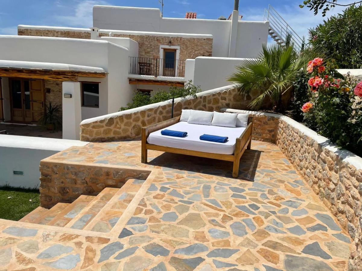 Casa Can Codolar Holiday home Sant Llorenc de Balafia