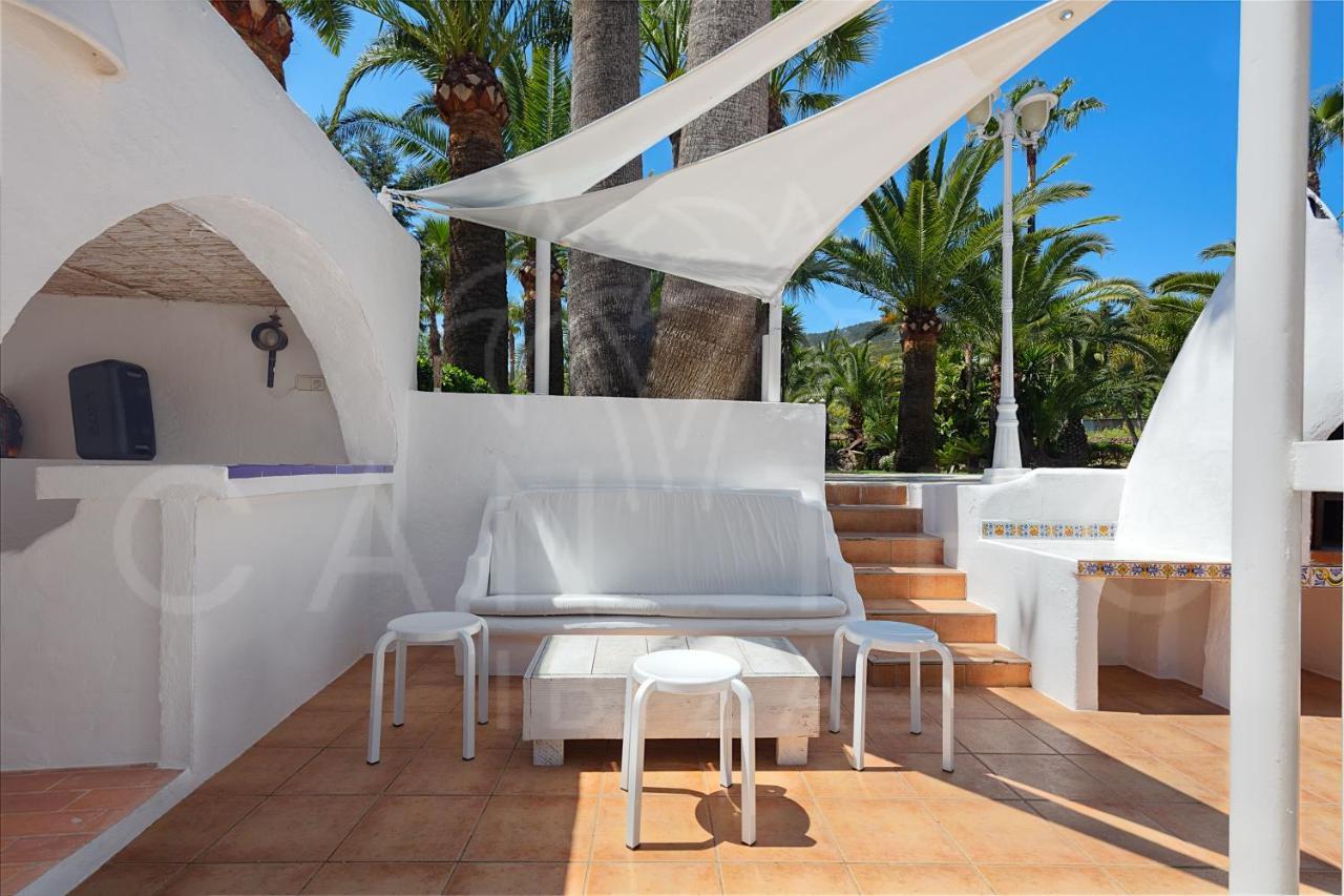 Teo - In Ibiza Villa
