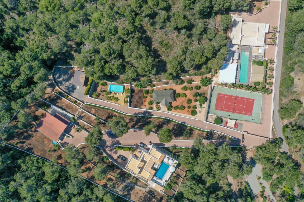 Villa Oasis Complex Cala Llonga (Ibiza)