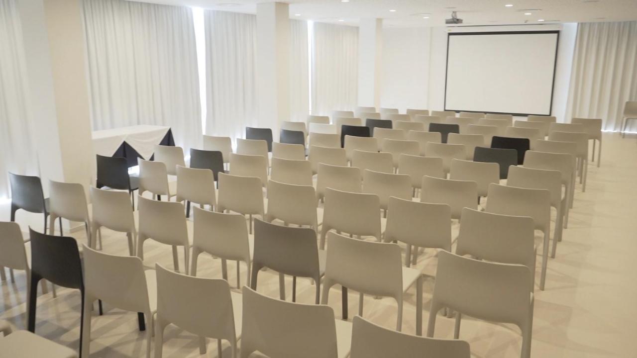 Els Pins & 4* Sant Antoni de Portmany