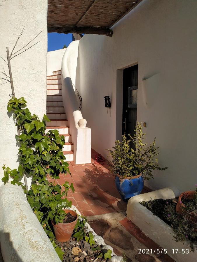 Сasa de vacaciones Ibiza Style Views From Terraces 1-bed House San José