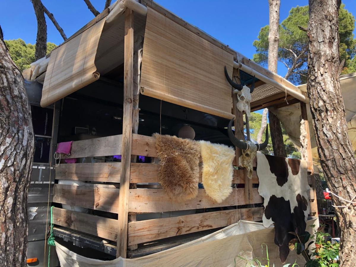 Campingplatz Vintage Camper - And Ibiza *