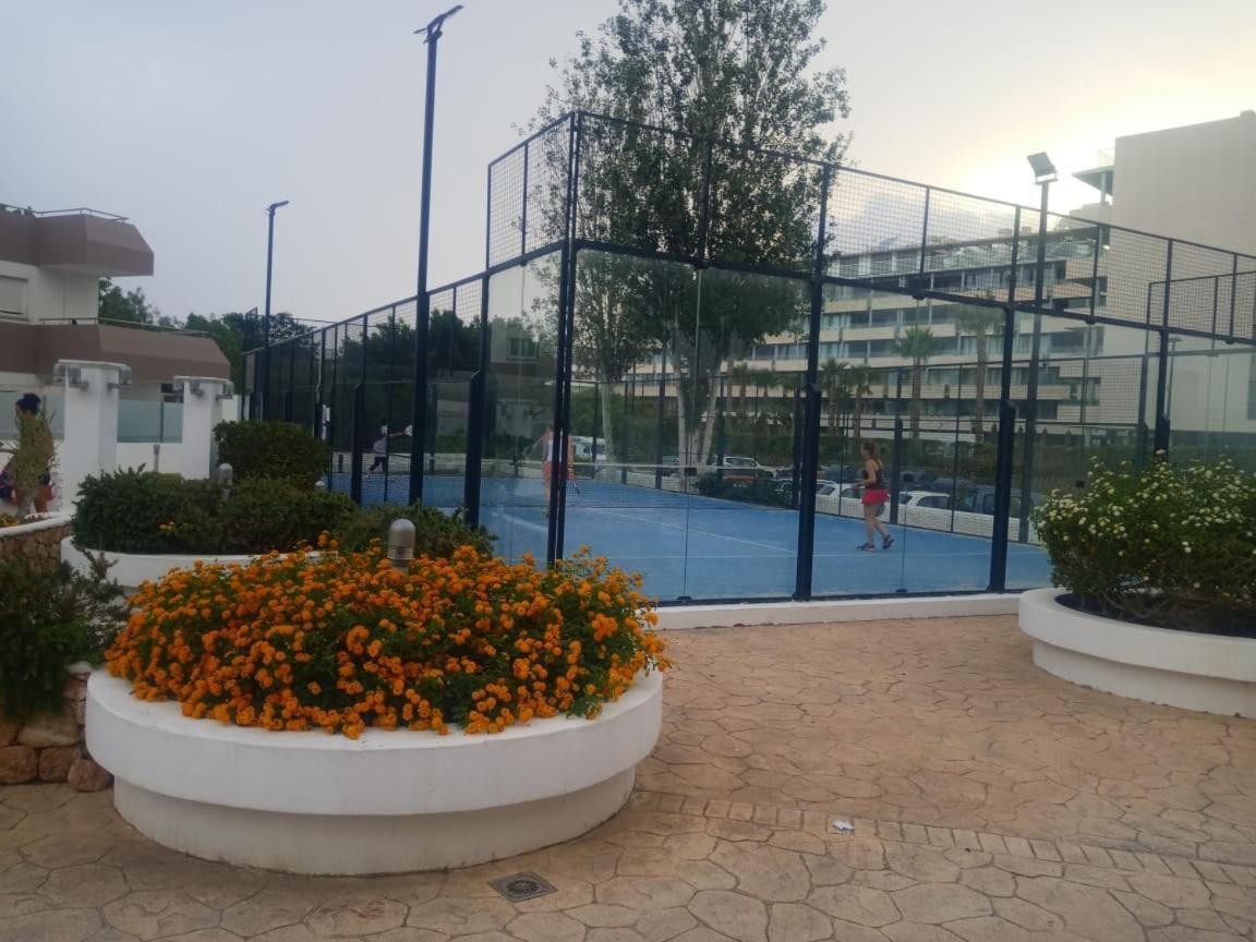 Homestay Privada Marina Botafoch 2 *