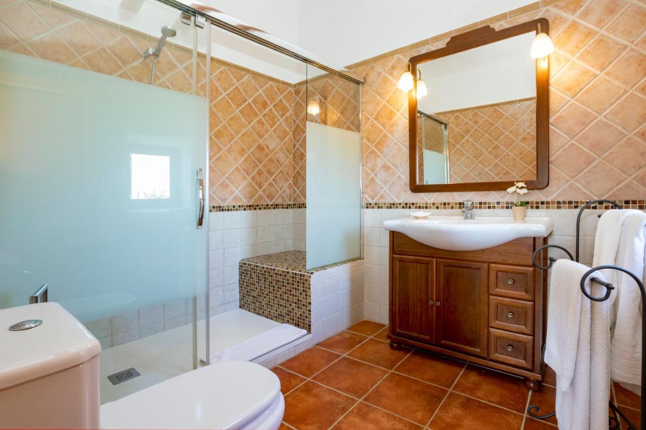 Villa In Ibiza Town, Sleeps 11 - Monte San José