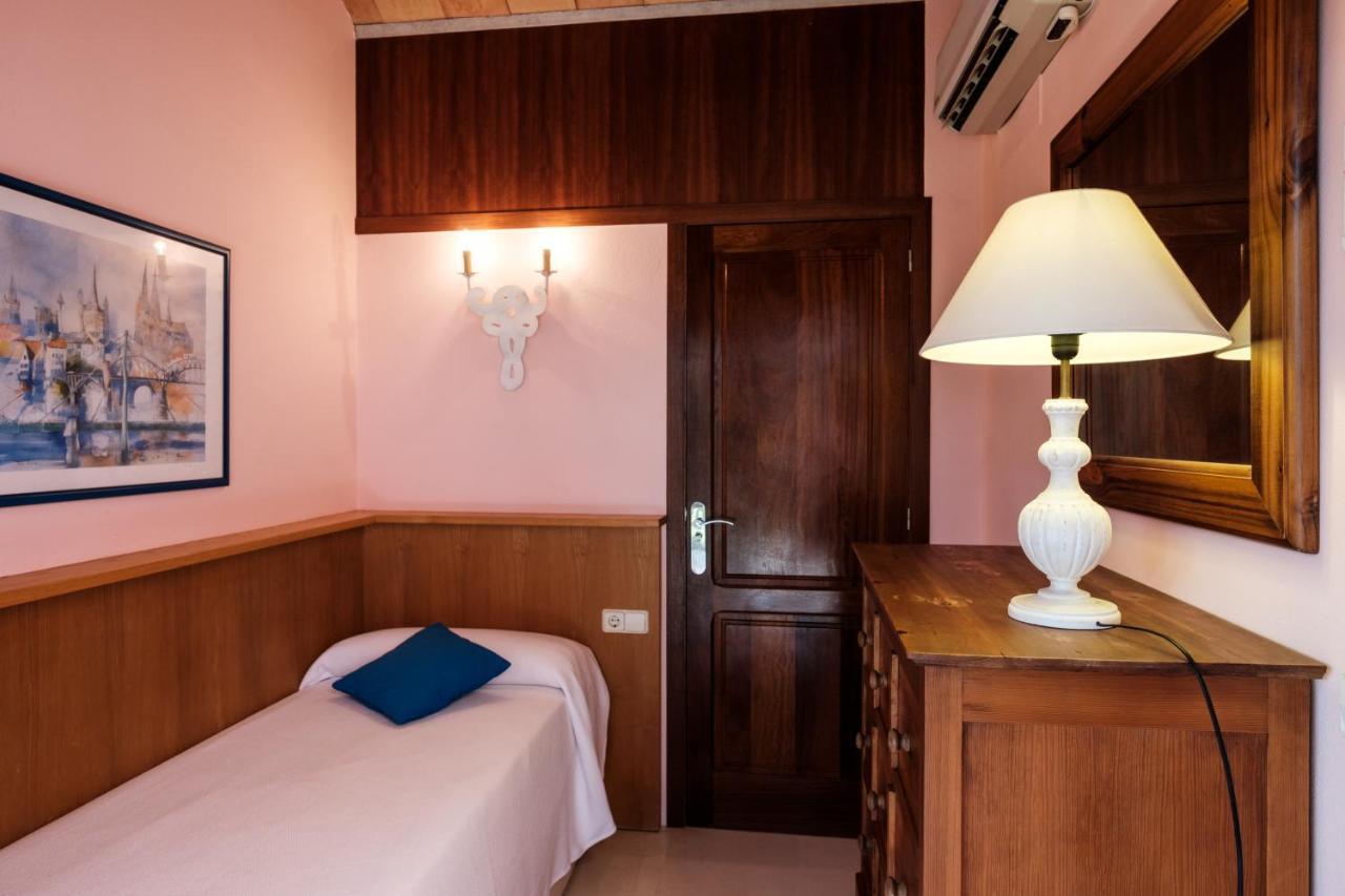 Holiday home Jaume Curt *