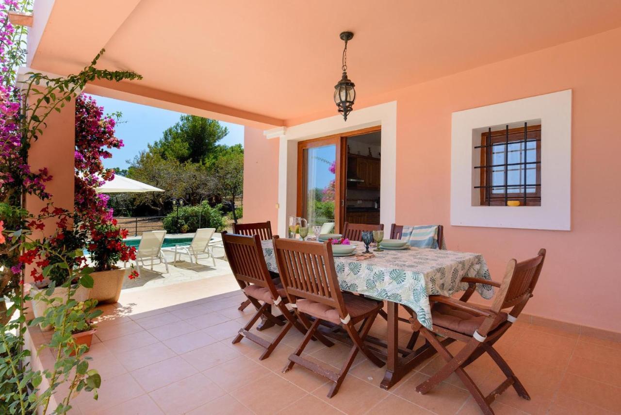 Villa Miquela