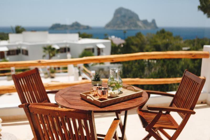Petunia Ibiza, A Beaumier (adults Only) 5*