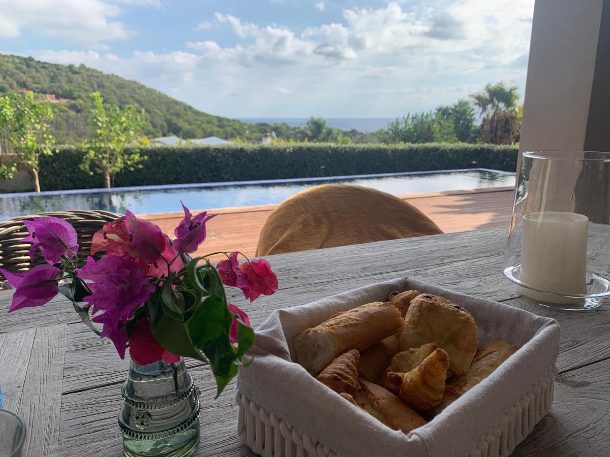 Cap Martinet Mit Beheizbarem Pool
