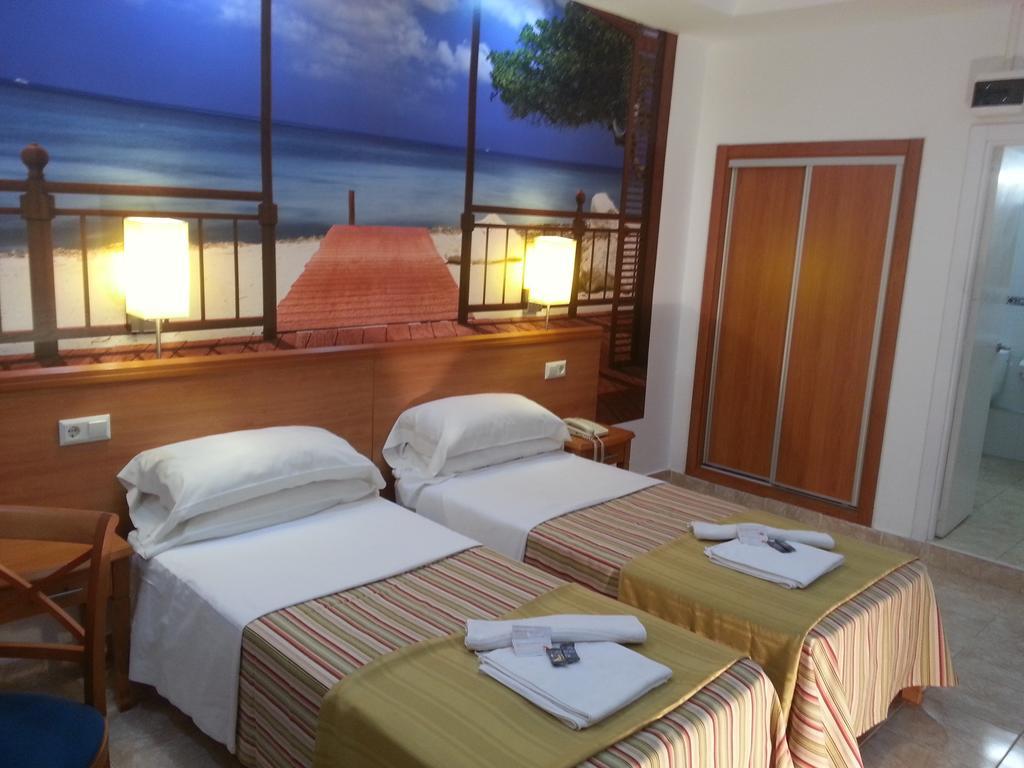 Vedra Hotel *