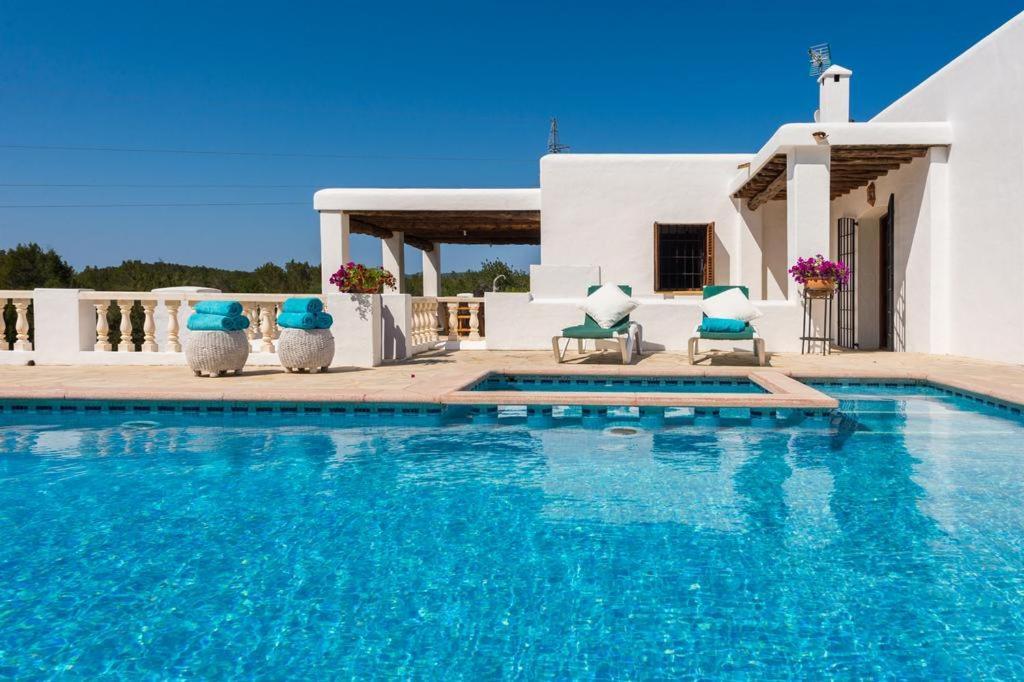 March Magic Sunset Holiday home
