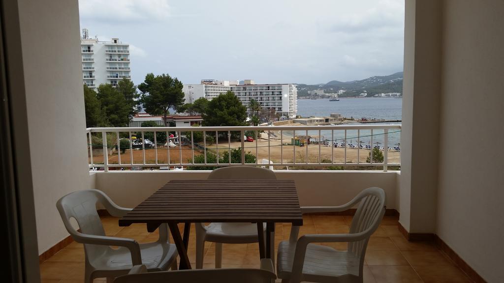 Aparthotel Vista Al Puerto