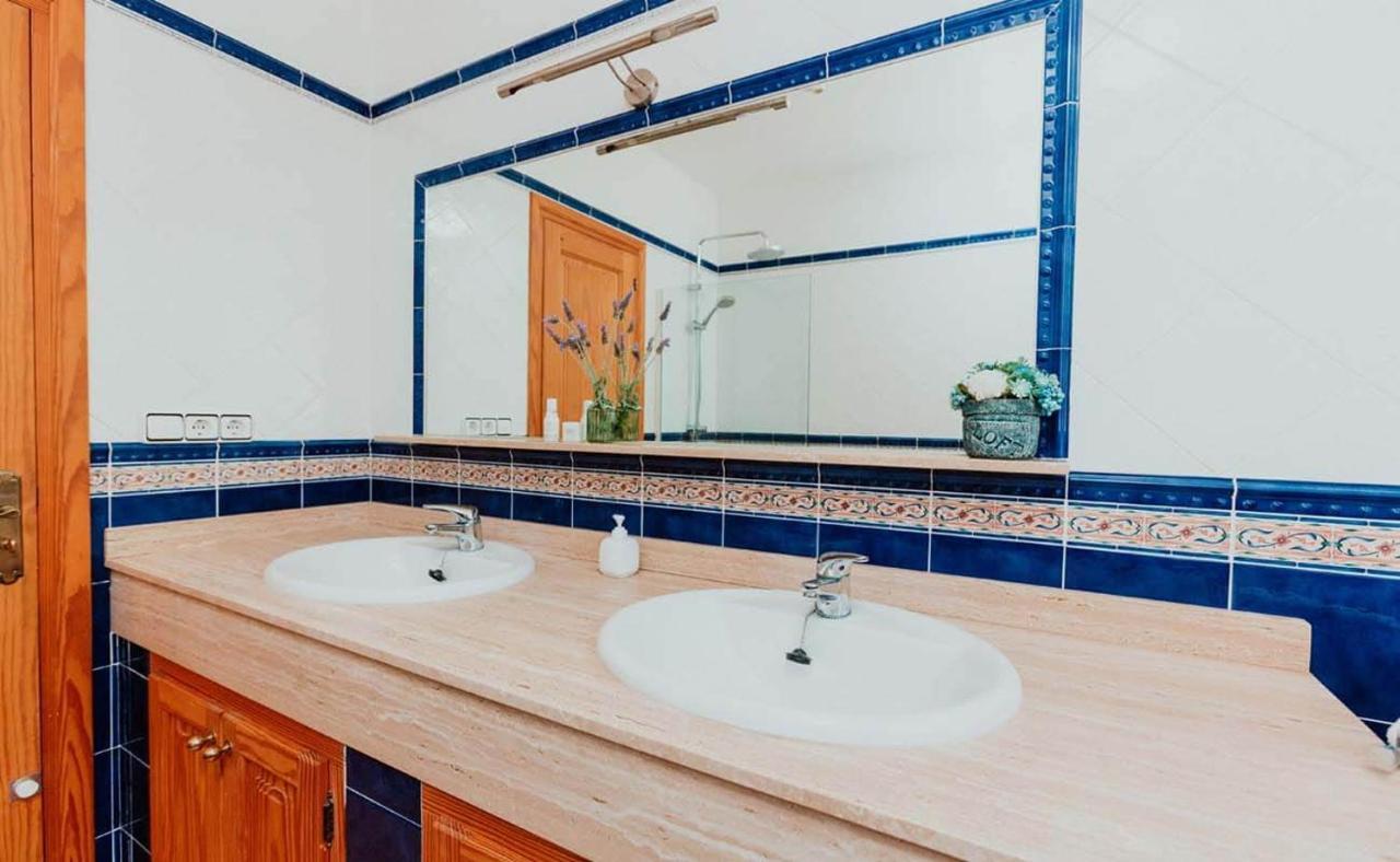 Xumeu Villa *
