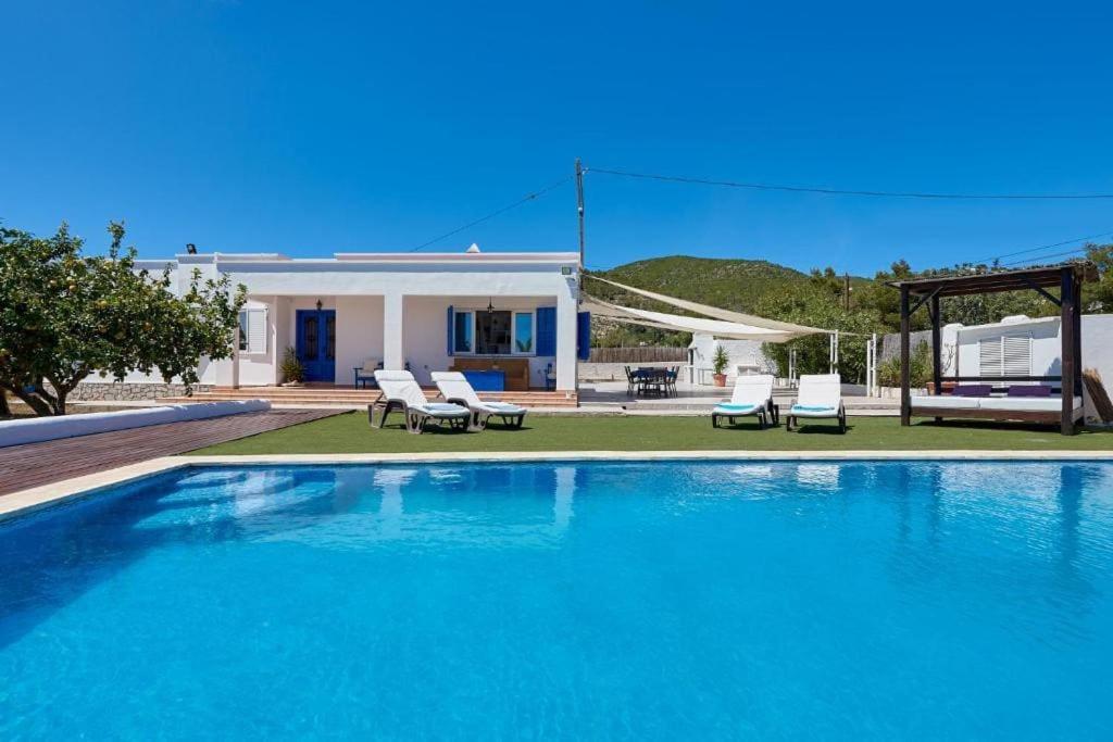 The Lovely * Ibiza Town